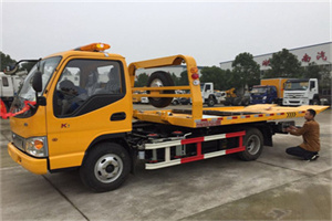 红寺堡哪里有拖车服务